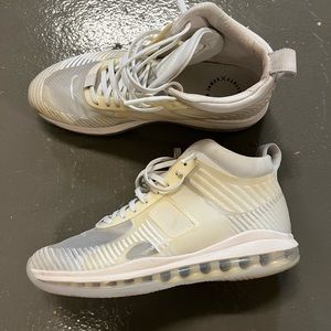 Lebron James/ John Elliot shoe